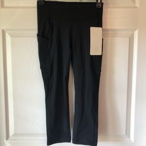 lululemon Speed Up Crop 21" Black leggings 4